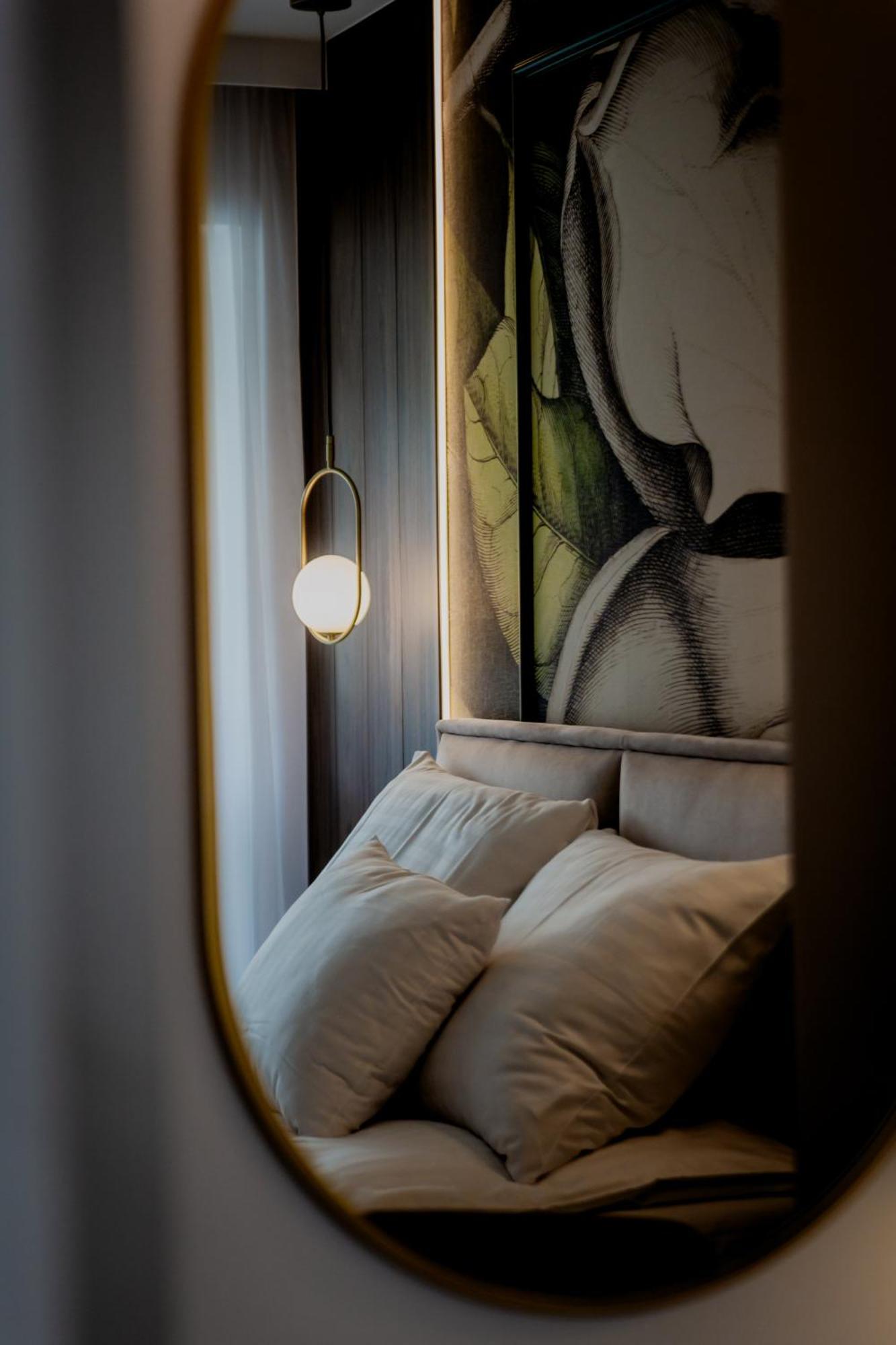 - Apartament Z Sypialnia I Parkingiem Cicha 18 *